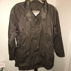 Fitz-Wright Women’s rain jacket size 1x